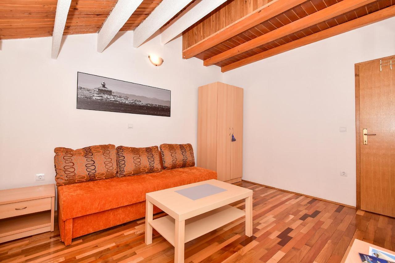 Apartmani Mate Makarska Exteriör bild